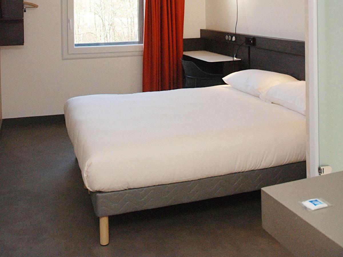 Ibis Budget Annecy Sud-Poisy Exterior photo